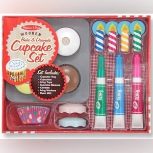 NEW| Melissa & Doug Colorful Cupcake Decorating Set